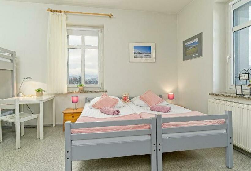 חדר משפתחתי סופריור, Ośrodek Wojków Kowary Koło Karpacza