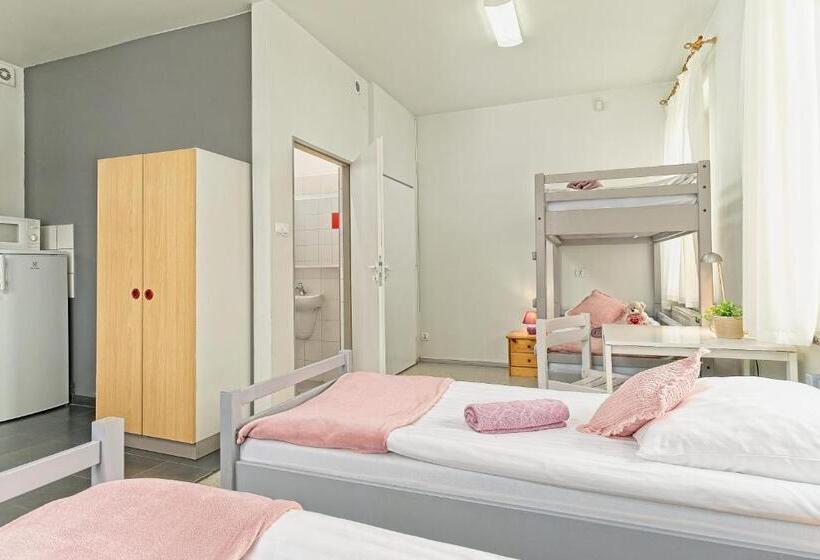 חדר משפתחתי סופריור, Ośrodek Wojków Kowary Koło Karpacza