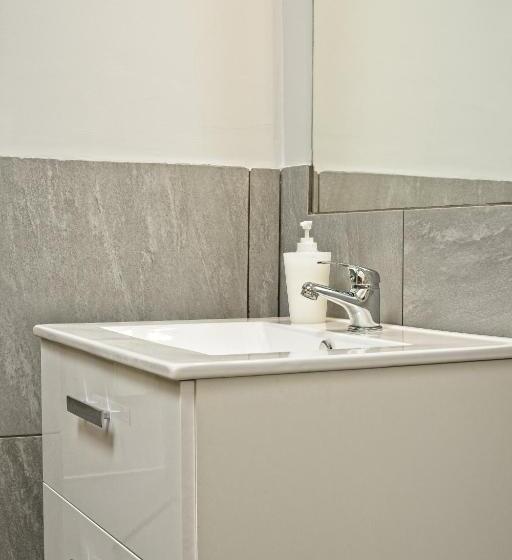 חדר סטנדרט לארבעה, Ośrodek Wojków Kowary Koło Karpacza