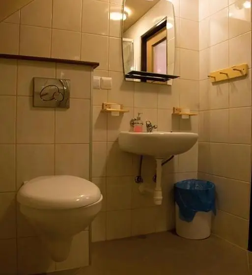 اتاق خانوادگی, Pensjonat Pory Roku