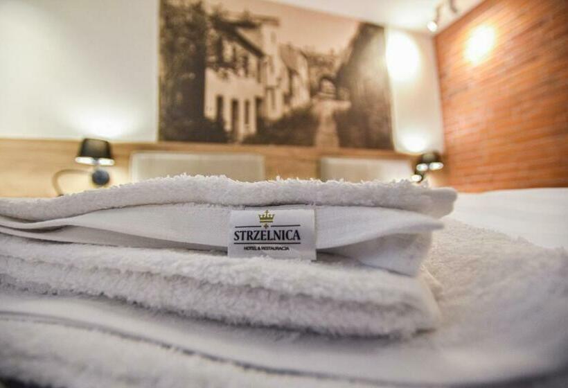 Номер Стандарт, Strzelnica Hotel I Restauracja
