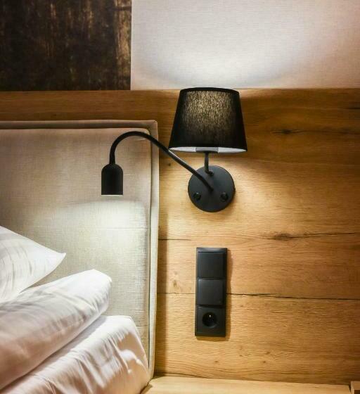 Номер Стандарт, Strzelnica Hotel I Restauracja