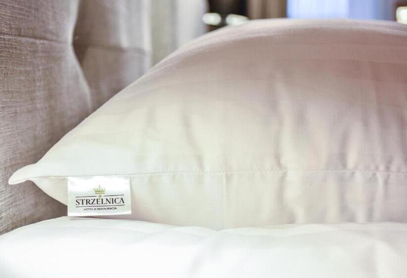 Номер Deluxe, Strzelnica Hotel I Restauracja
