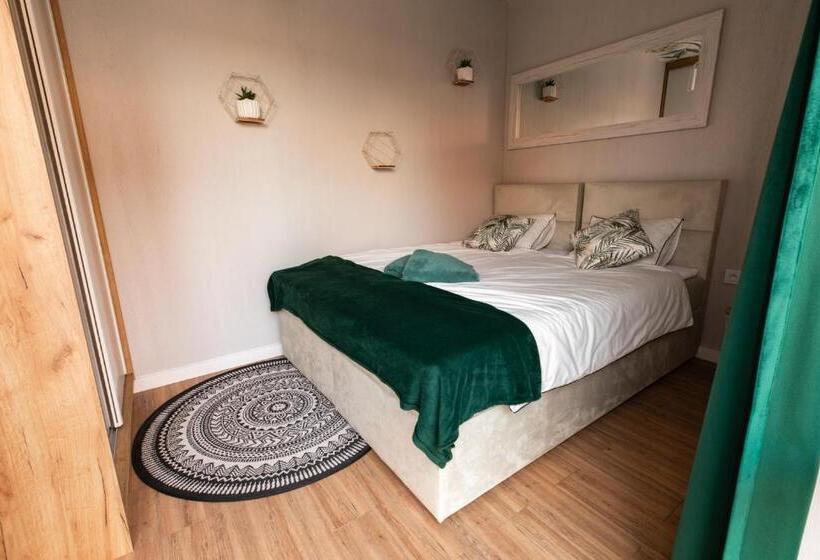 Четырехместный номер Премиум, Stylowe Apartamenty Plewiska