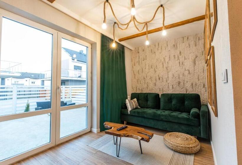 Четырехместный номер Премиум, Stylowe Apartamenty Plewiska