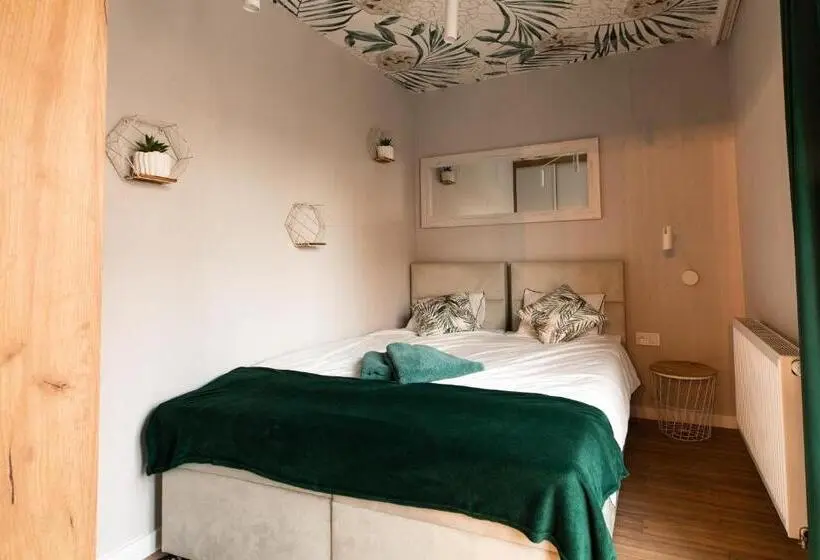 Premium Neljän Hengen Huone, Stylowe Apartamenty Plewiska