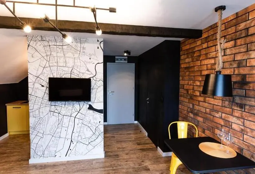 Standard Neljän Hengen Huone Parveke, Stylowe Apartamenty Plewiska