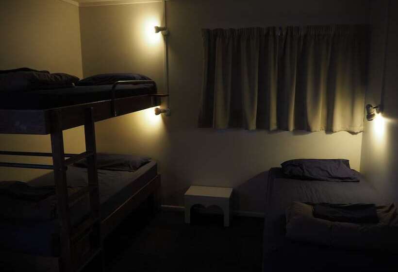 חדר סטנדרט, Tasman Bay Backpackers