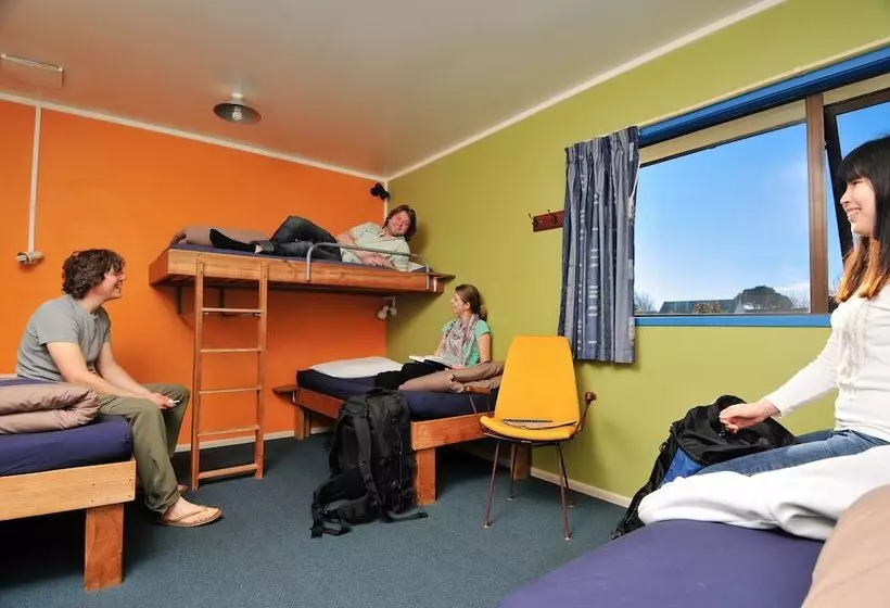スタンダードルーム, Tasman Bay Backpackers