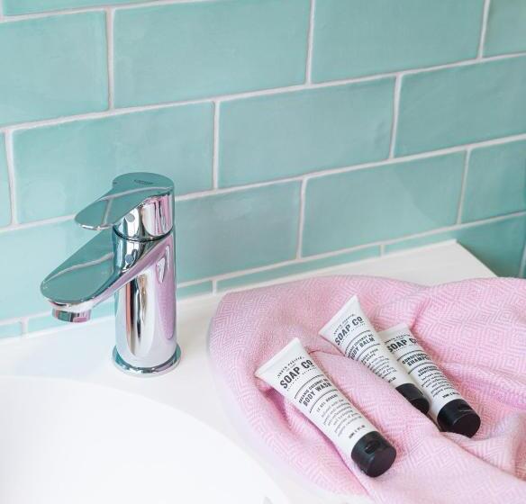 Quarto Estandar, Wake Up! Byron Bay