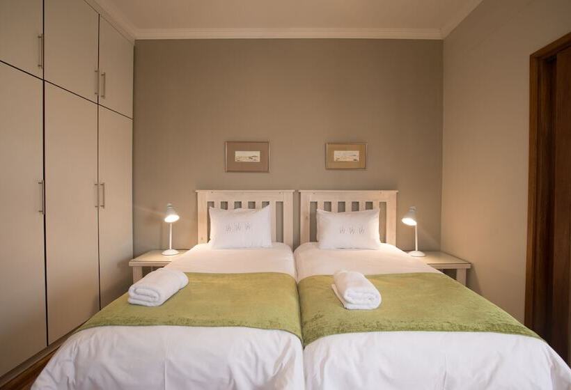 اتاق استاندارد, Cornerstone Guesthouse