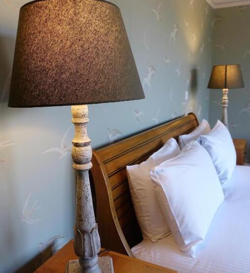 חדר סופריור עם מיטת קינג, One Holyrood Hotel & Cafe