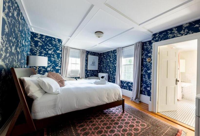 Номер Deluxe, Sally Webster Inn
