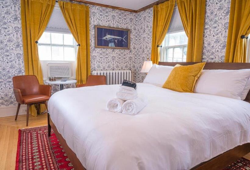 غرفة ديلوكس سرير كينج, Sally Webster Inn