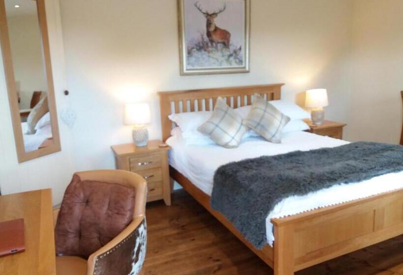 샬레, The Stables Deer Park Farm