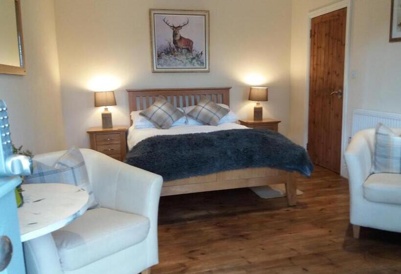 샬레, The Stables Deer Park Farm