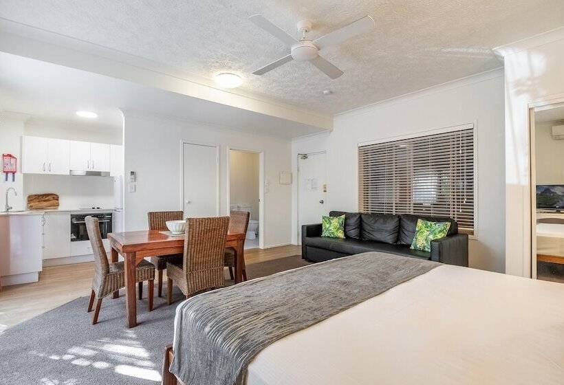 Студия Стандарт, Byron Central Apartments