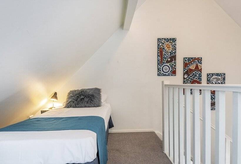 Апартаменты 2 Спальни, Byron Central Apartments