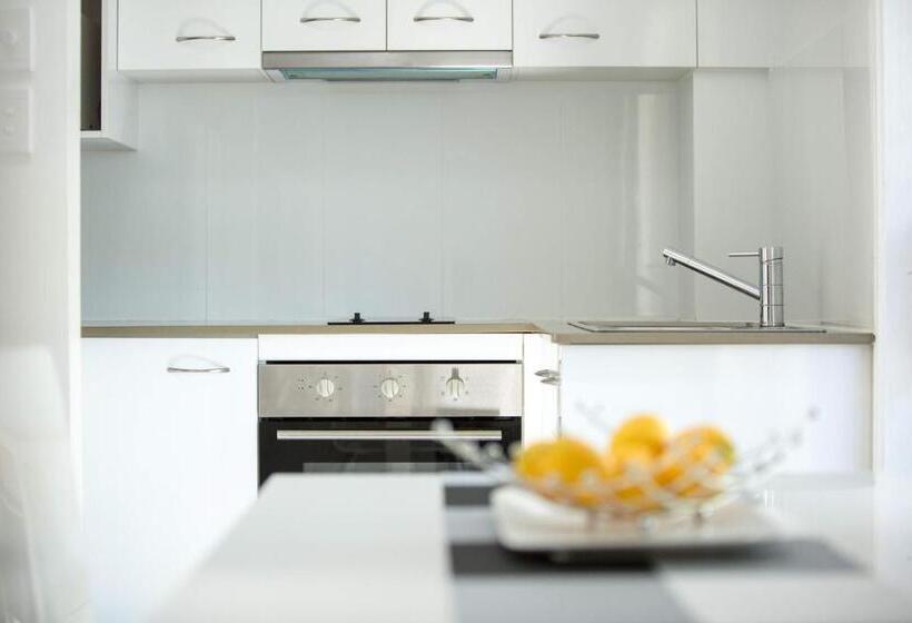 Апартаменты Deluxe 1 Спальня, Byron Central Apartments