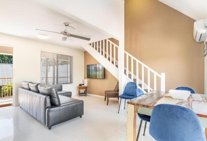 Апартаменты Deluxe 1 Спальня, Byron Central Apartments