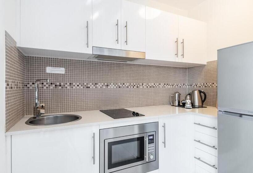 Апартаменты Deluxe 1 Спальня, Byron Central Apartments