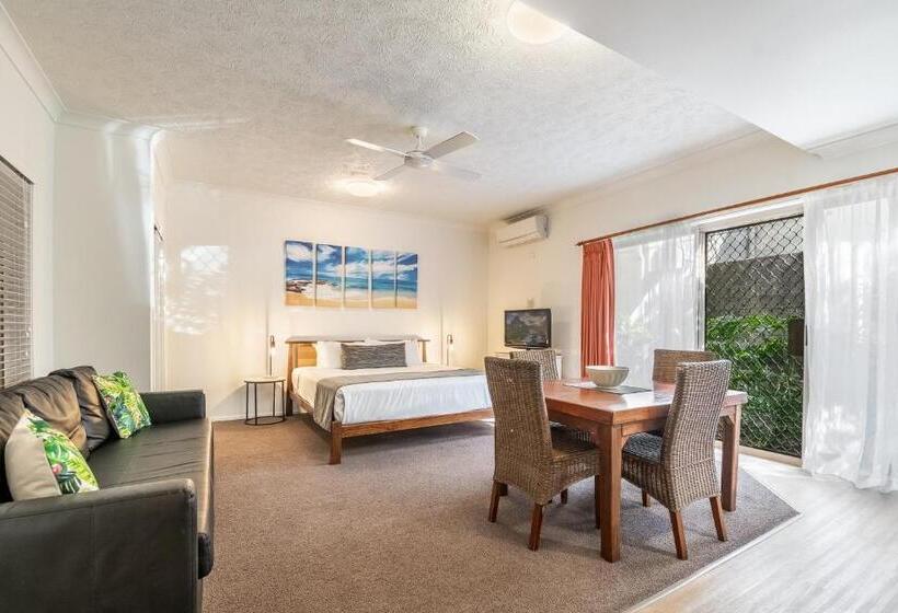 Студия Стандарт, Byron Central Apartments