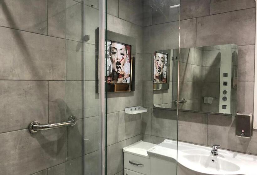 스탠다드 룸 공동 욕실, Hendham House