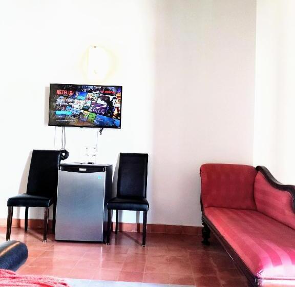 سوئیت دولوکس با چشمانداز, La Terraza De San Juan