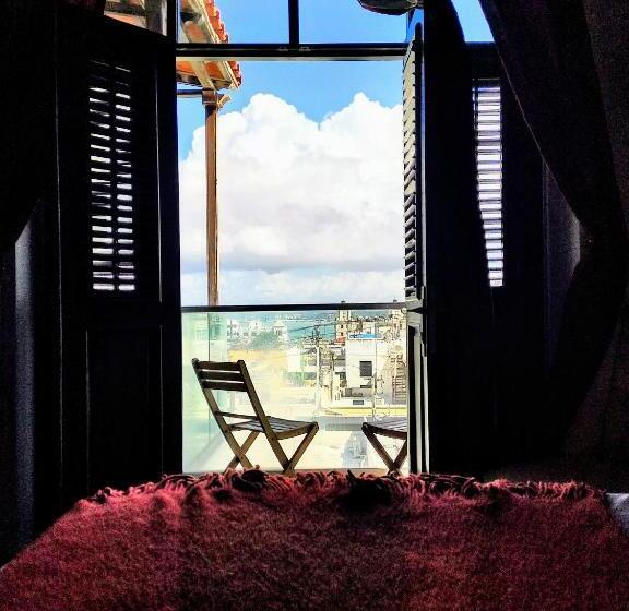 سوئیت دولوکس با چشمانداز, La Terraza De San Juan