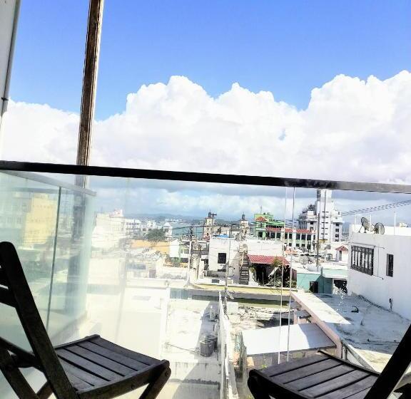 سوئیت دولوکس با چشمانداز, La Terraza De San Juan