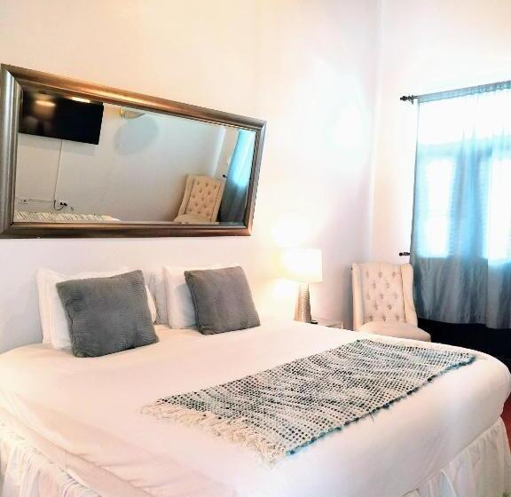 سوئیت دولوکس با چشمانداز, La Terraza De San Juan