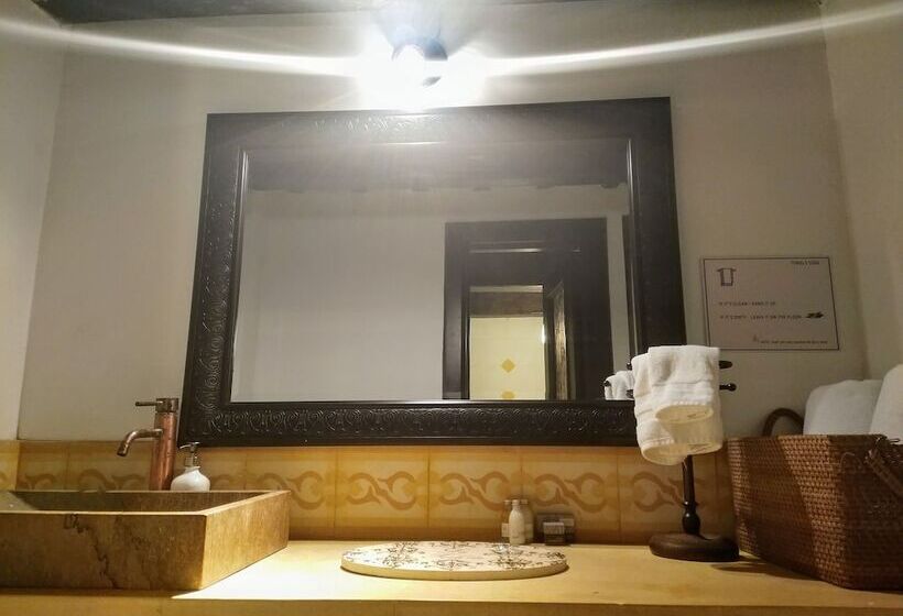 اتاق خانوادگی, La Terraza De San Juan