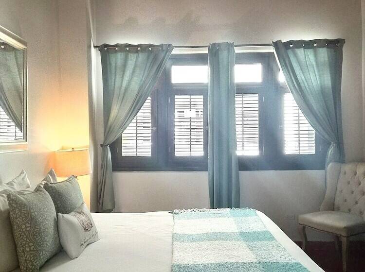 اتاق لوکس با تخت بزرگ, La Terraza De San Juan