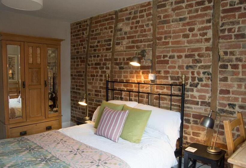 חדר סטנדרט, The Crown Aldbourne