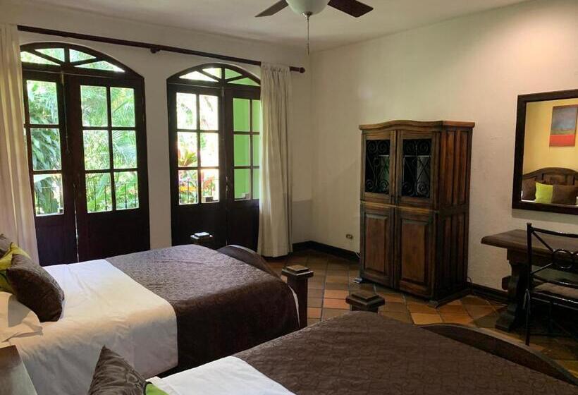 اتاق استاندارد, Trapp Family Country Inn