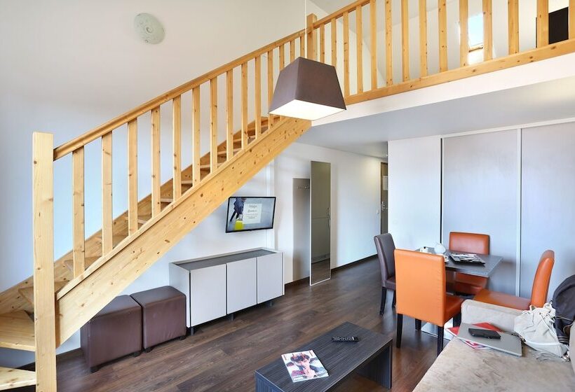 Апартаменты 2 Спальни, Odalys City Toulouse Colombélie