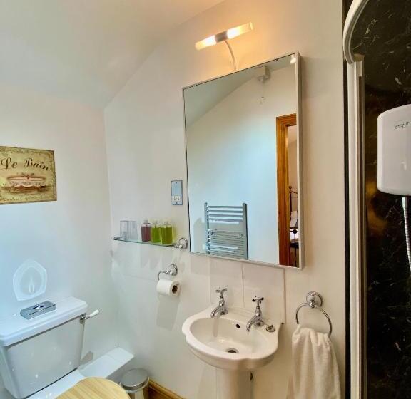 Номер Стандарт, Elm Tree Lodge