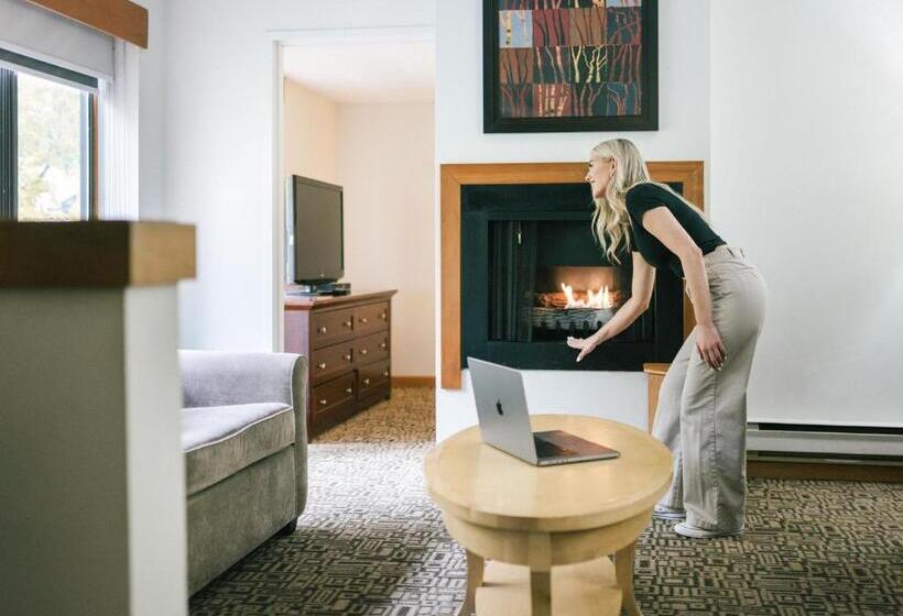 Люкс, Mountain Side Hotel Whistler By Executive