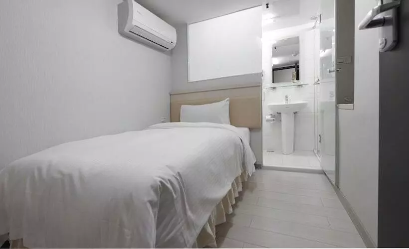 اتاق استاندارد یک نفره, Shihlin Metro Home