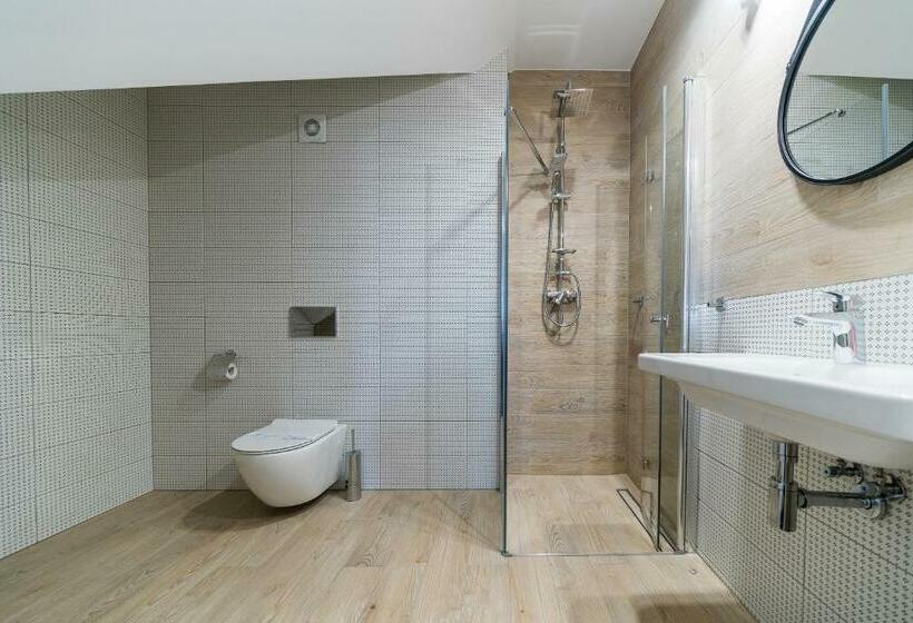 Номер Стандарт, Dworek Czardasz Strzebielino   Wejherowo