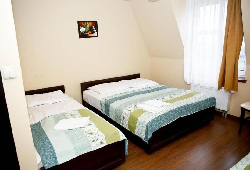 スタンダードトリプルルーム, Pod Wiatrakiem