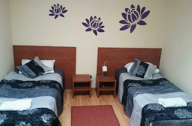 اتاق استاندارد, Restauracja Księżycowa