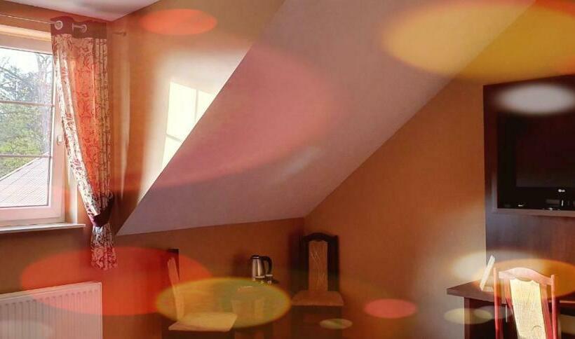 スタンダードルーム, Zajazd Forest