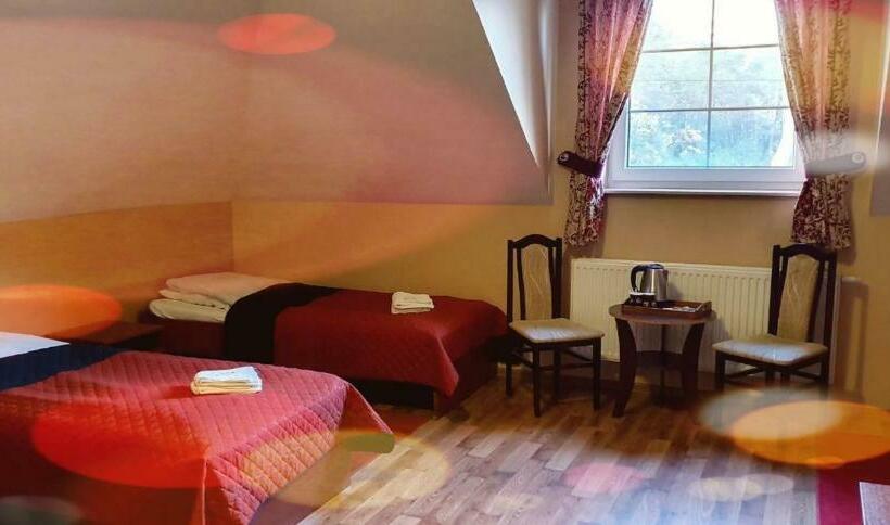 スタンダード４人部屋, Zajazd Forest