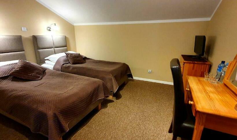 غرفة قياسية, Zajazd Zaścianek