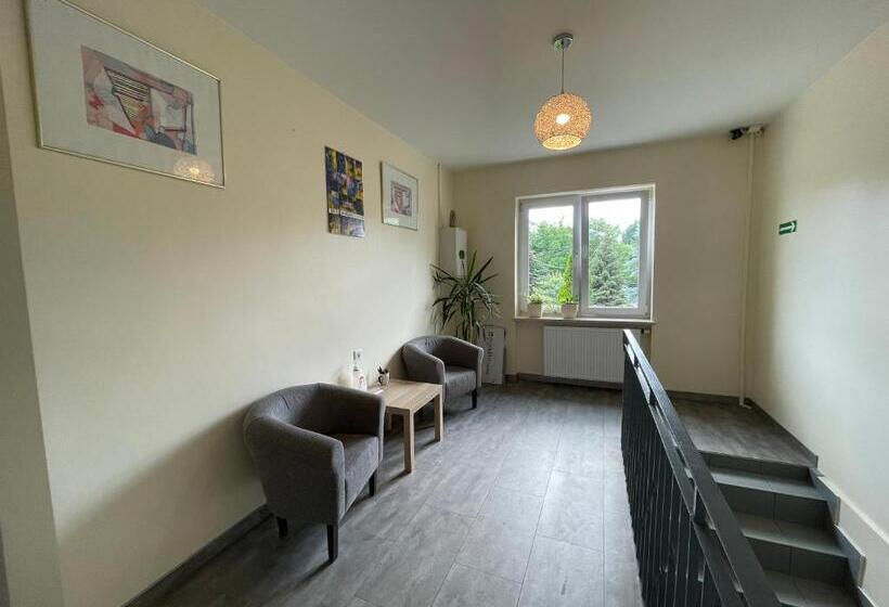 Трехместный Номер Стандарт Совместная Ванная, Anna Noclegi