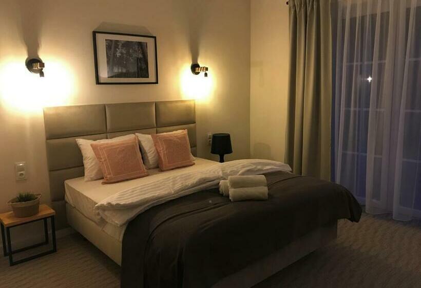 חדר סטנדרט עם טרסה, Branica No. 25