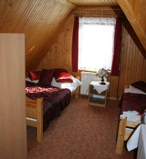 غرفة قياسية ثلاثية, Dom Wczasowy Krystyna