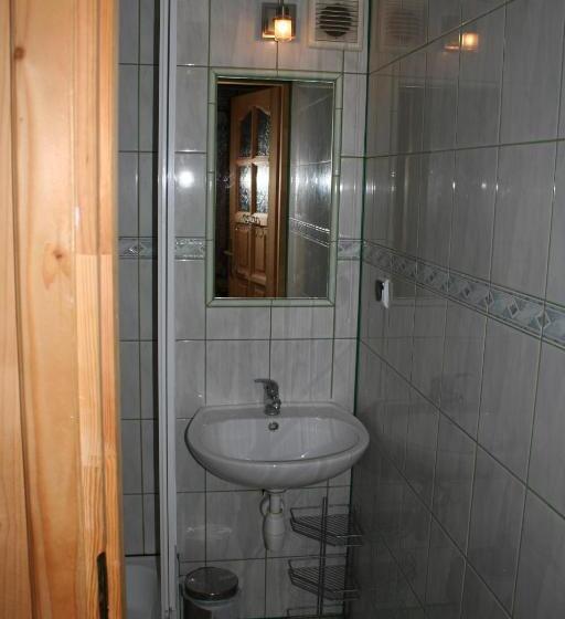 غرفة قياسية, Dom Wczasowy Krystyna