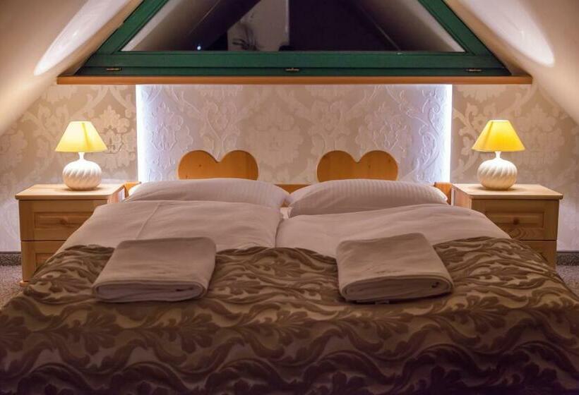 חדר סטנדרט, Jawor